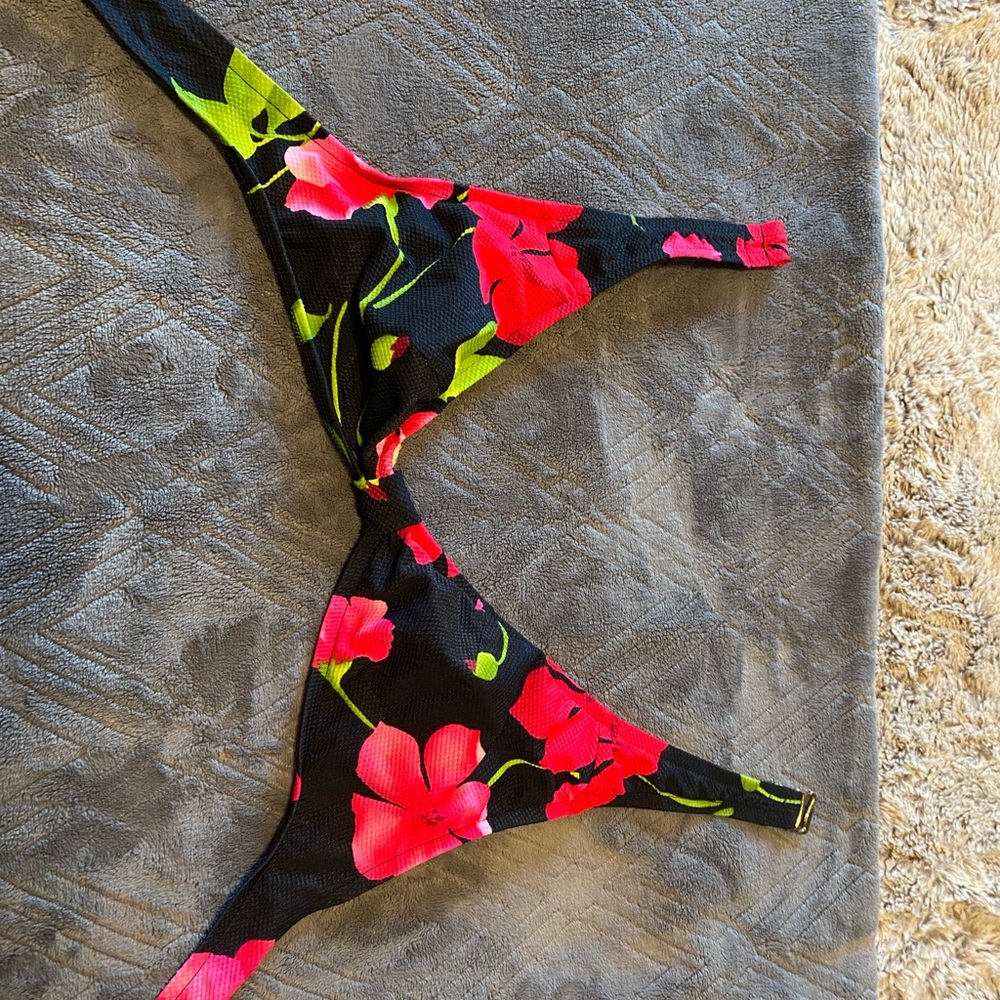 floral bikini top